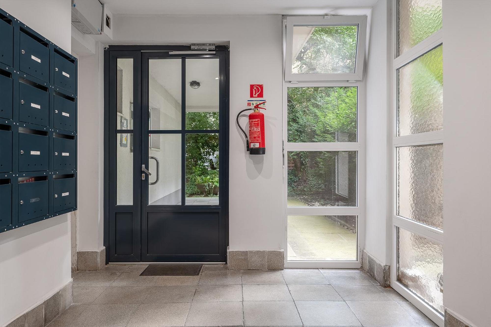 Apartament Lovely Quiet Near Heroes Square By Cavaland